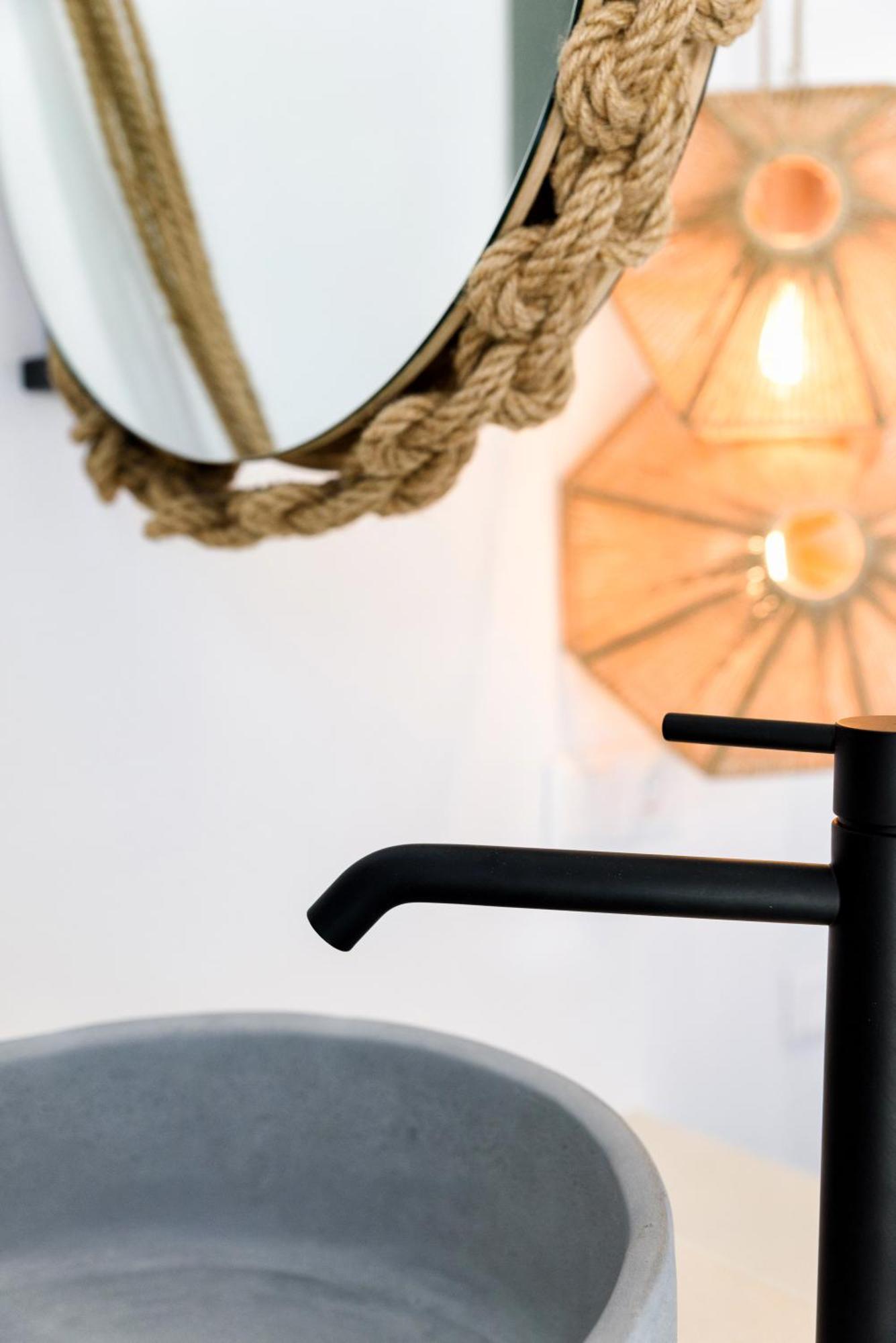 Kiano Suites Alikí エクステリア 写真
